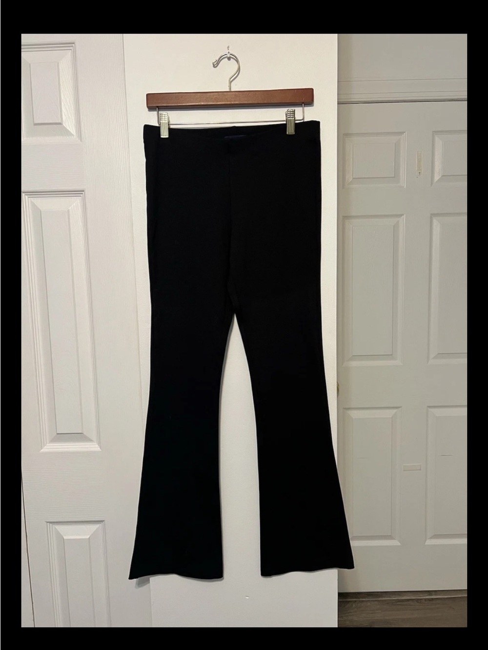 Boston Proper Rayon, Nylon, Spandex Stretch Pants Boot Cut Size Small
